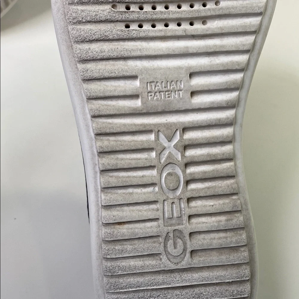 Geox python embossed